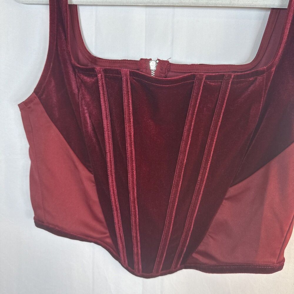 Cider Burgundy Velvet Corset Crop Top Size Medium Preowned - Picture 6 of 9